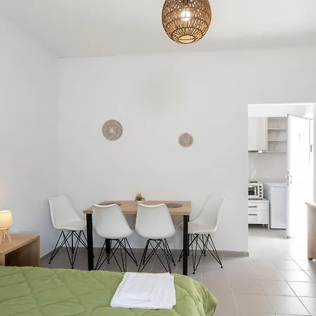Dionysiasea 1 - Cozy Escape Steps From The Beach! Apartment