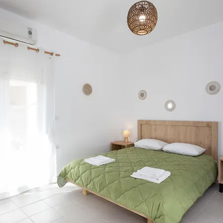 Dionysiasea 1 - Cozy Escape Steps From The Beach! Apartment