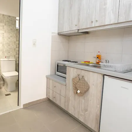 Dionysiasea 1 - Cozy Escape Steps From The Beach! *
